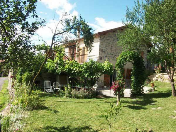 Les Frenes Bed & Breakfast Retournac Dış mekan fotoğraf